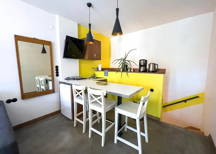 118 Hotel na wodzie *