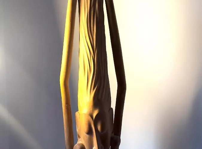 Hotel na wodzie 118 *