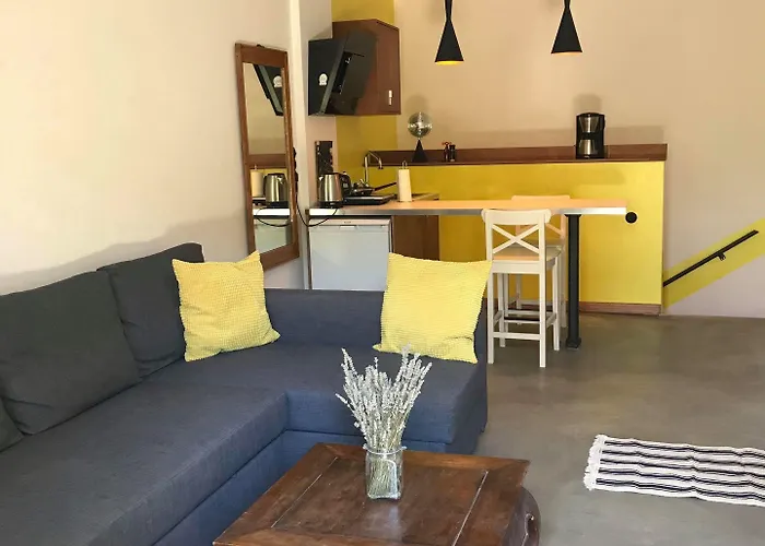 118 Hotel na wodzie *