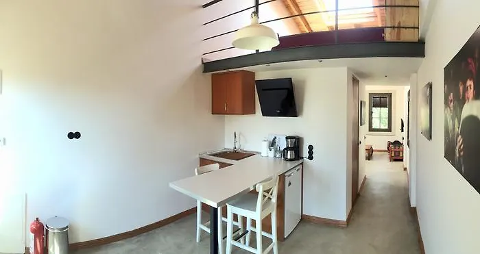 118 Hotel na wodzie Alaçatı